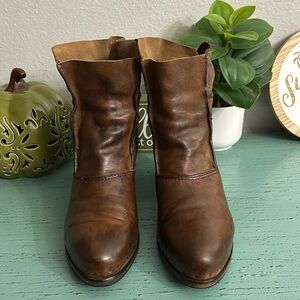 Vero Cuoio Boots SZ 38